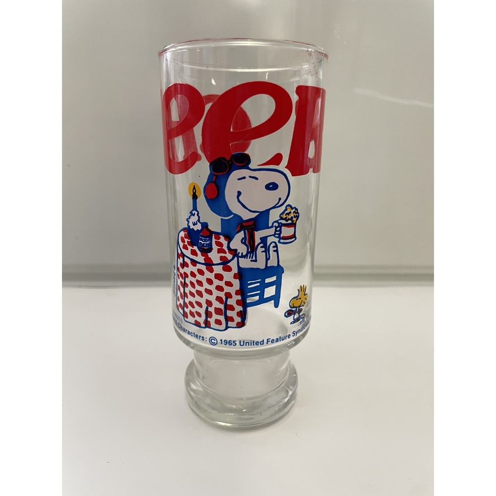 Vintage 1965 Pepsi Peanuts Snoopy Picnic Popcorn Soda Fountain Glass Collectible